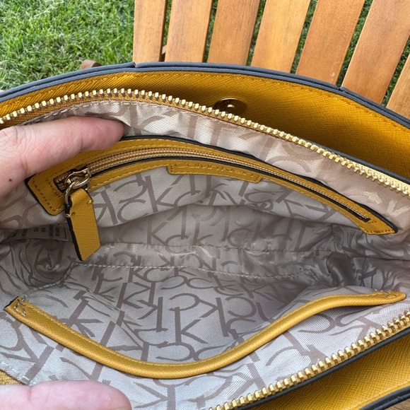 Calvin Klein Mustard Yellow Crossbody Bag with CK Monogram - NWT H8AE7WB - Picture 7 of 12